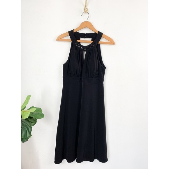 White House Black Market Little Black Cocktail Dress Sz 4 - Picture 1 of 11